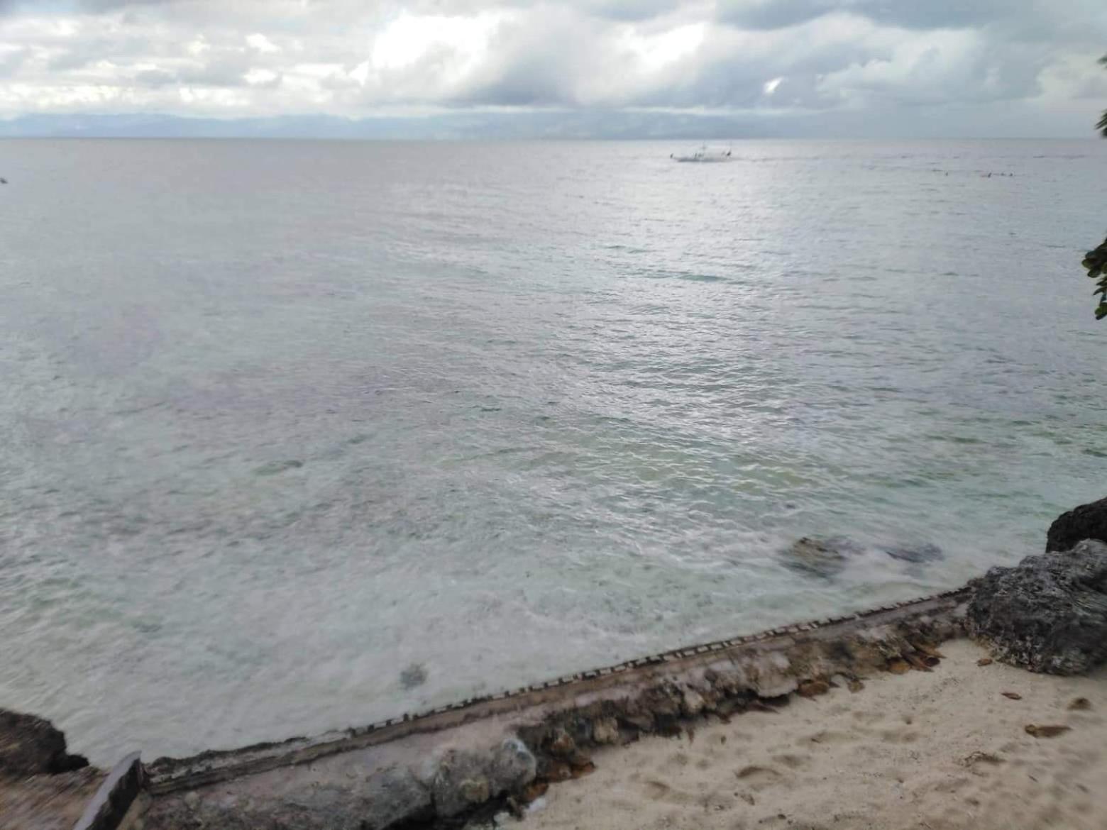 Pescador View - Beachfront & Nearby The Ocean Hostels & Restaurant Moalboal Ruang foto